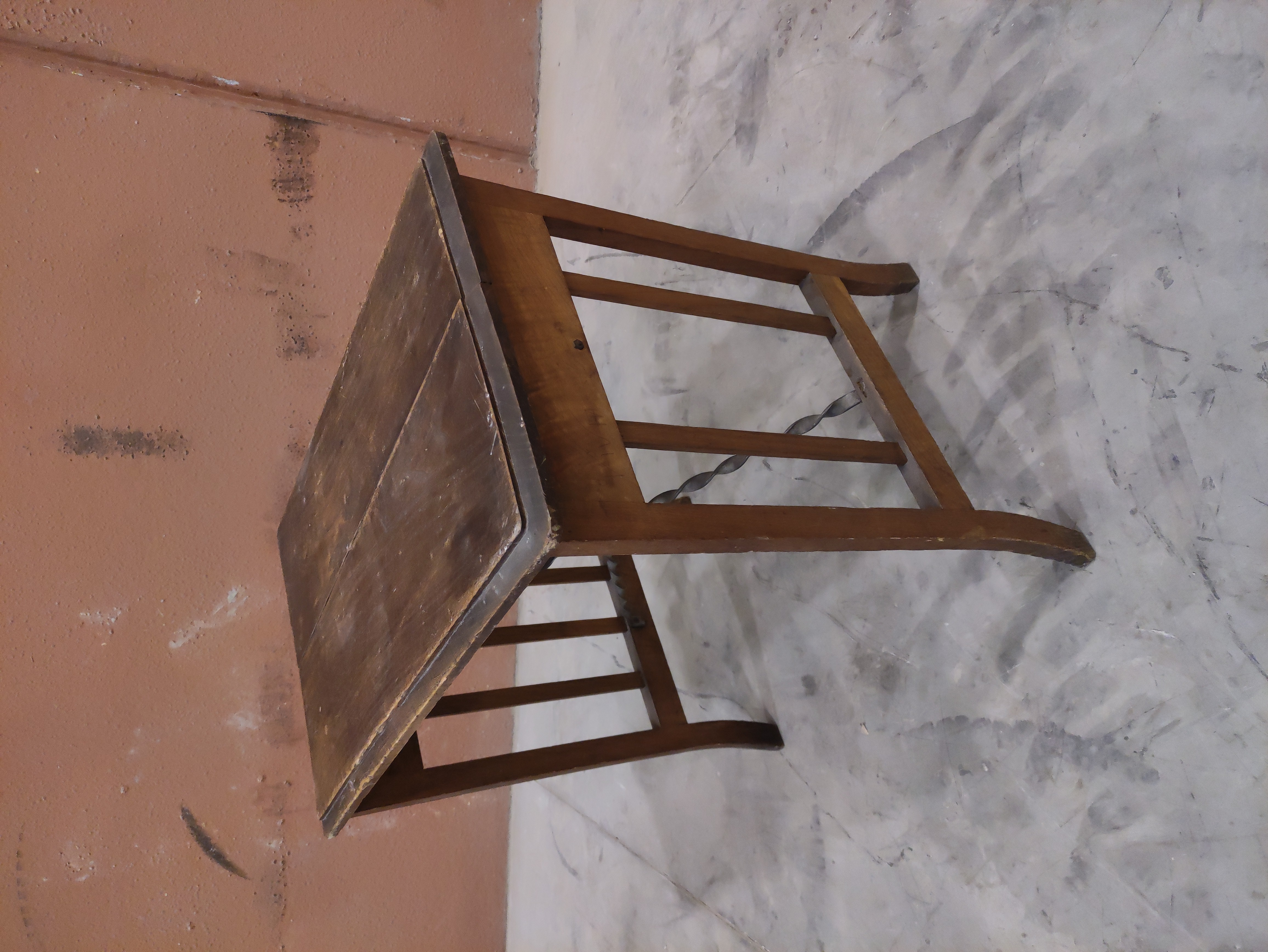 mesa auxiliar oficina madera metal 68.5x69x43 1u